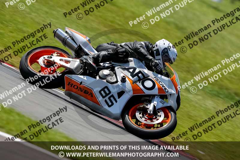 donington no limits trackday;donington park photographs;donington trackday photographs;no limits trackdays;peter wileman photography;trackday digital images;trackday photos